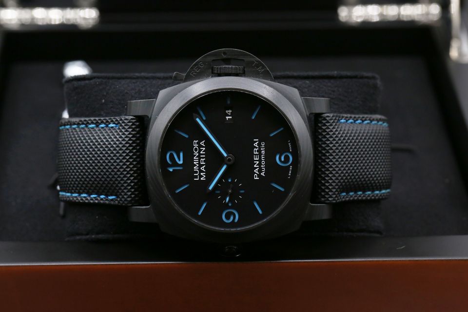 Panerai Luminor Marina Carbotech PAM01661 Image 5